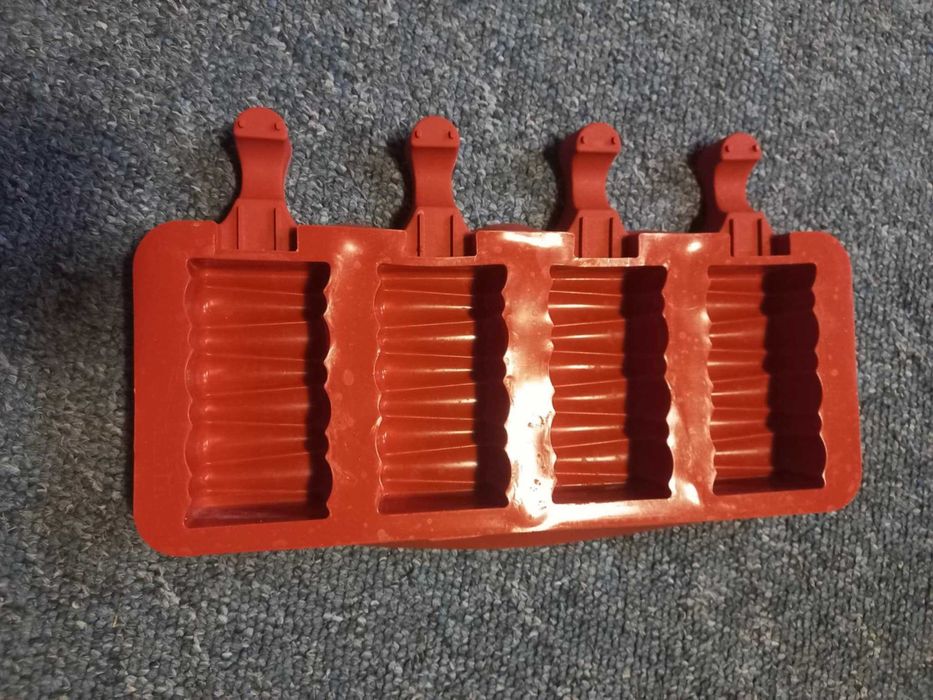 Foremka na lody 4 formy gumowe