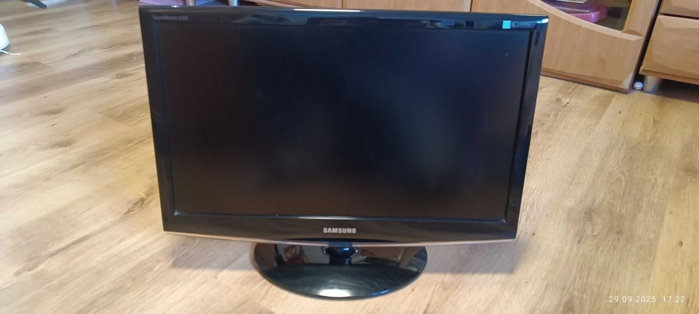 Sprzedam monitor Samsung SyncMaster 2333 full HD