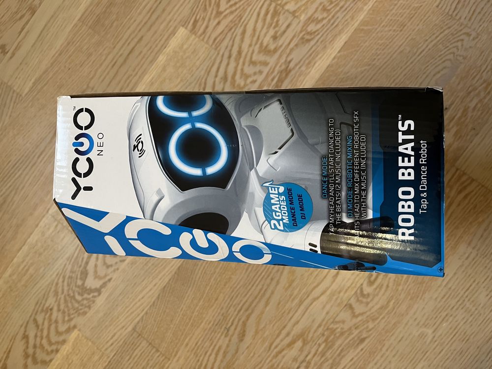 Танцюючий робот Robo Beats YCOO Silverlit