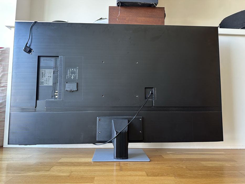Televisão samsung QE55Q75BAT para peças