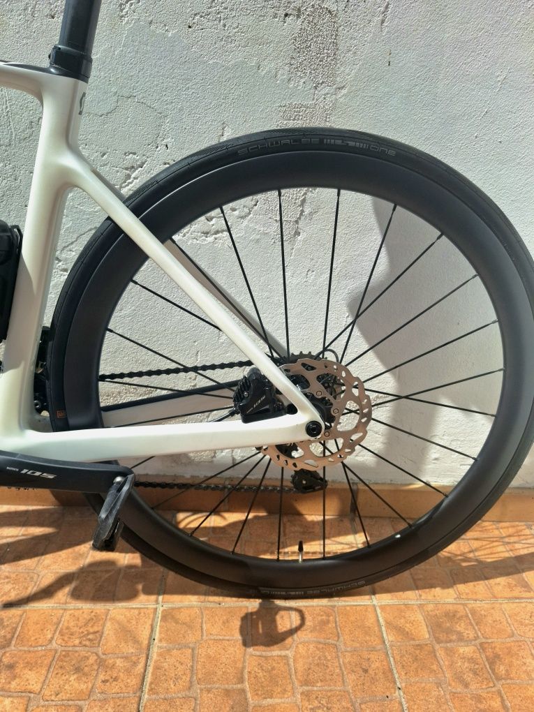 Scott Addict RC 40 Rodas Carbono SC40
