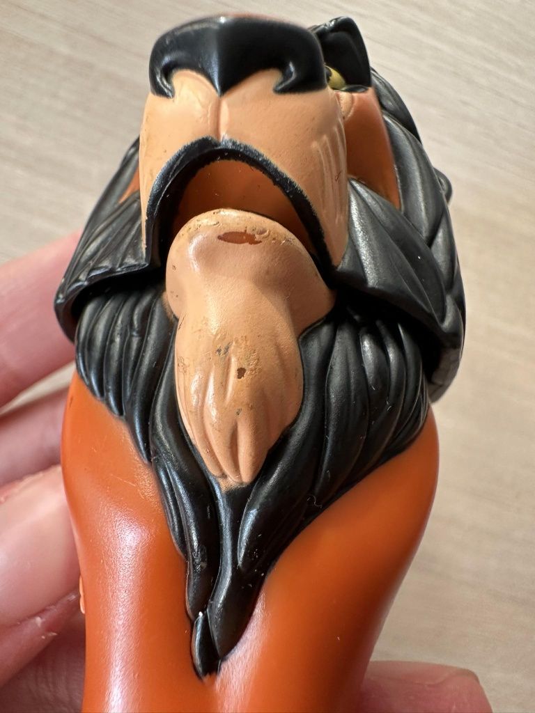 bonecos disney rei leao lion king timon pumba pvc livros bd McDonalds