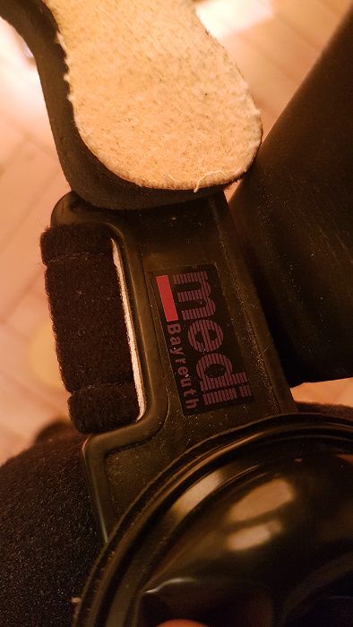 Orteza stawu kolanowgo DONJOY model GoldPOINT / PRAWA rozm.S