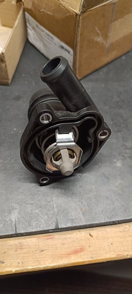 Moduł termostatu + 2 termostaty Opel 1.4T