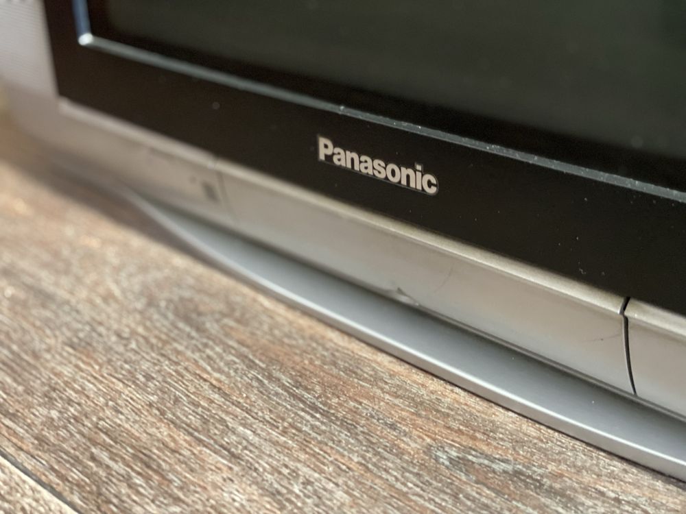 Телевізор Panasonic  Colour TV