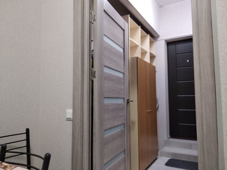 Виноградарь.  1 к. Світлицького 35. Новобуд.  ЦСМ на Порика недалеко
