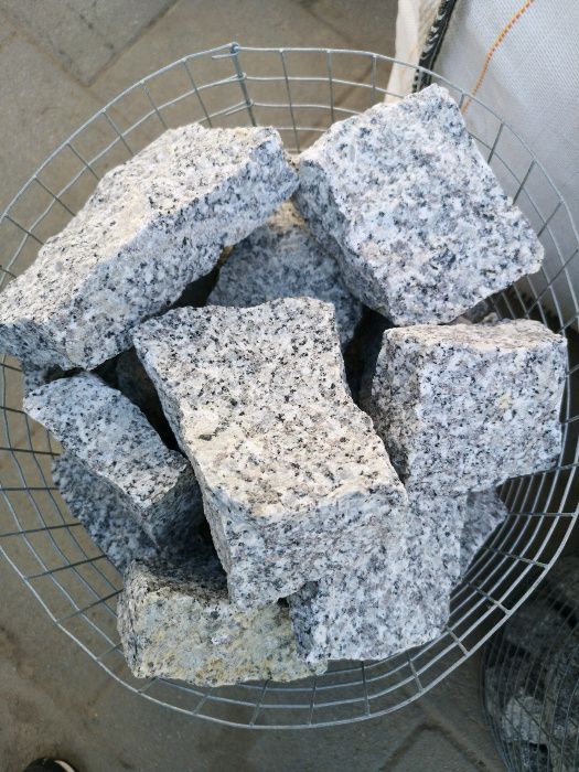 Łupek granitowy sortowany szary,kostka granitowa odpad
