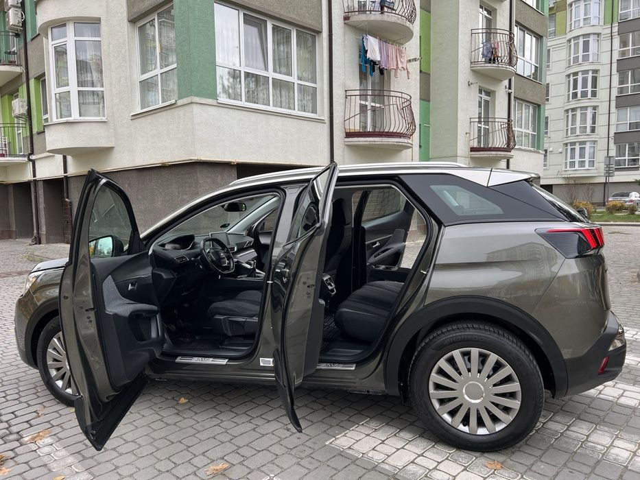 Peugeot 3008 2018 2.0 дизель не фарбований жоден елемент
