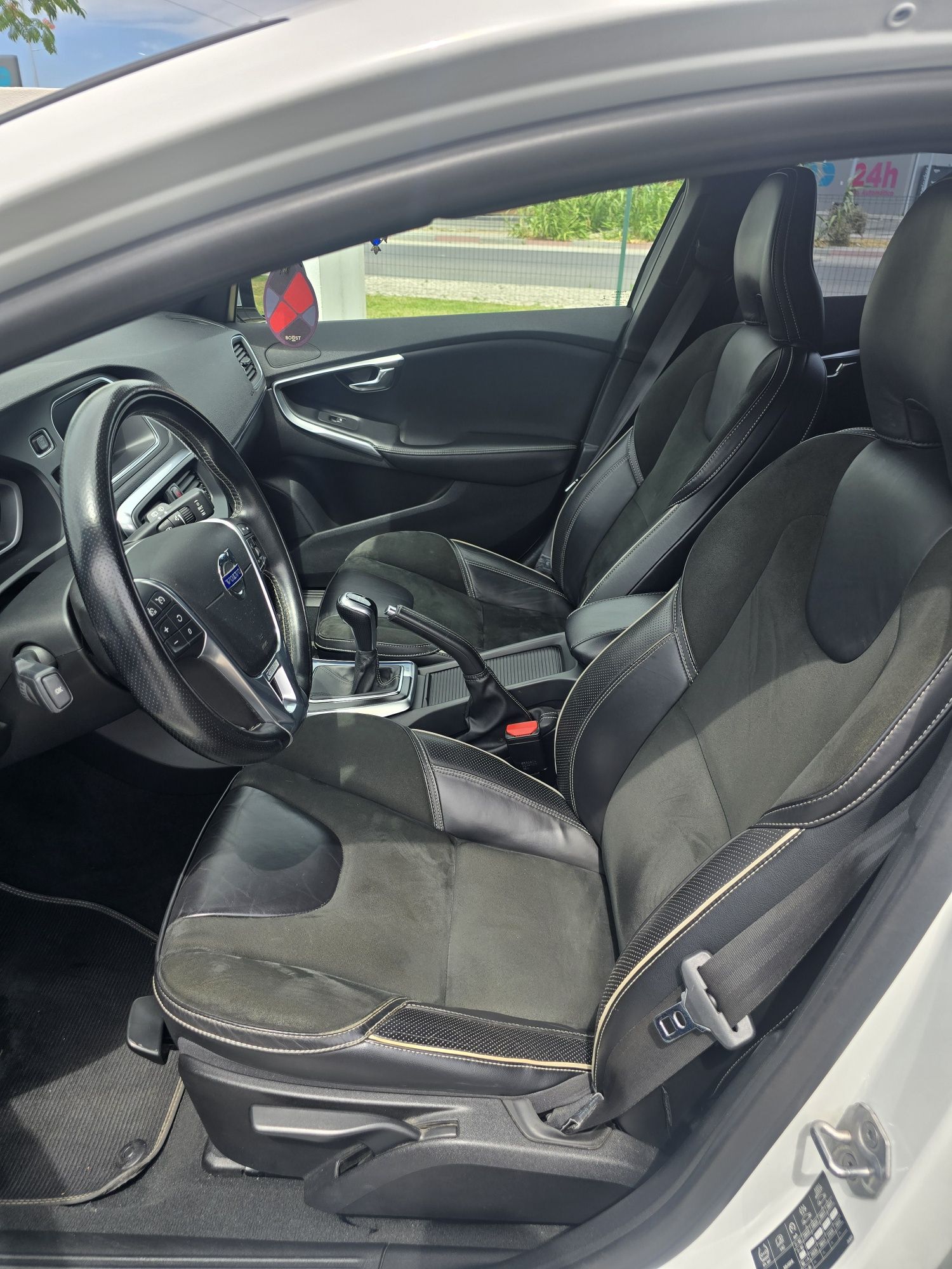 Volvo V40 R-design 2014