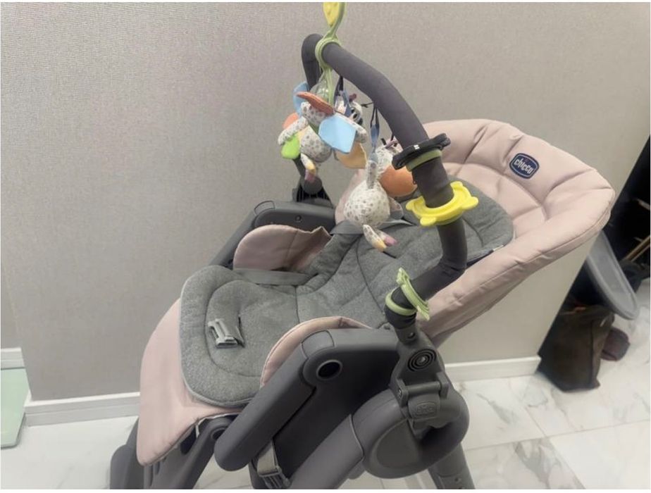 Стільчик для годування chicco polly magic relax