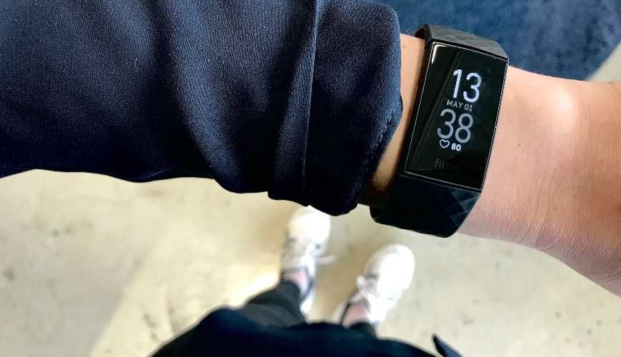 Fitbit Charge 4 – Monitor/Relógio Atividade com GPS | Excelente Estado