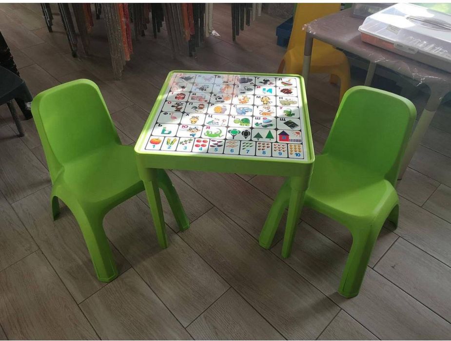 Новий дитячий стіл з абеткою, дитячий стілець