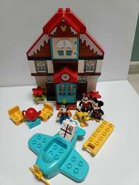 Duplo 10889 Domek wakacyjny Mikiego