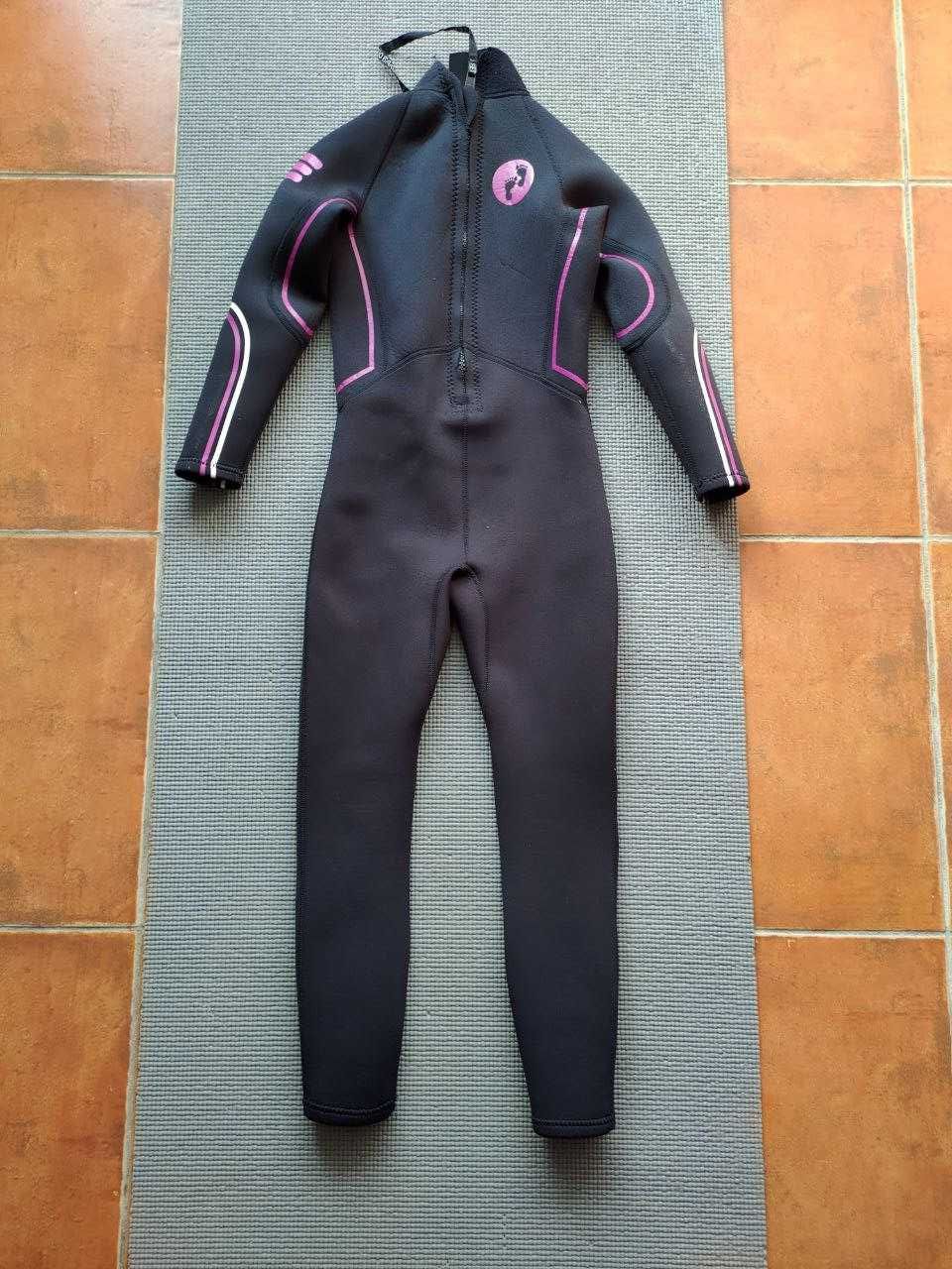 Wetsuit | Roupa de neoprene com lycra