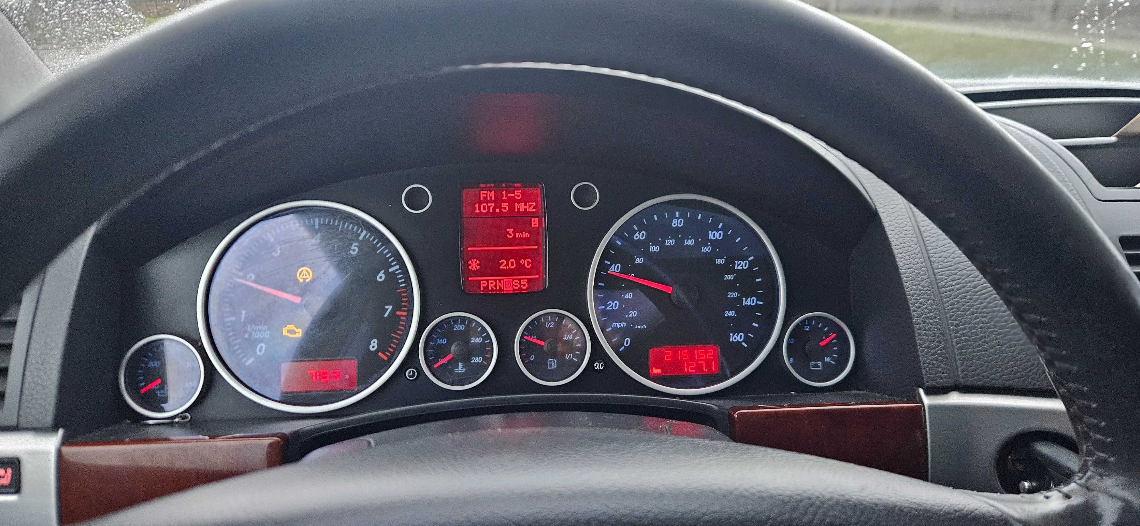 Volkswagen Touareg 3.2 V6