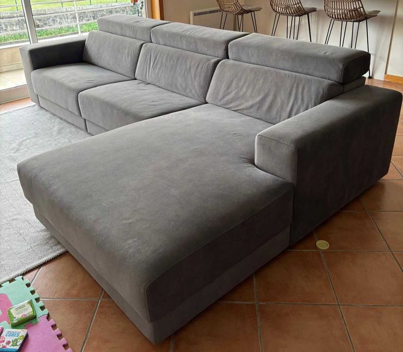 Sofá c/3.10m em Microfibra (tecido anti gatos)