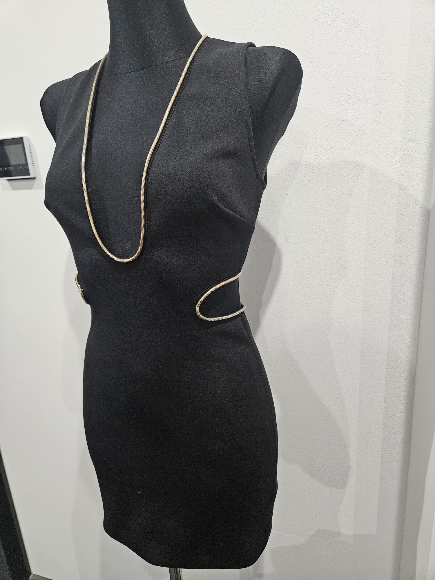 Sukienka czarna mini S 36 złoto