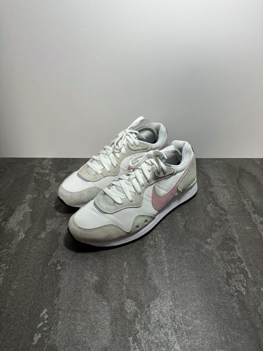 Кросівки Nike Venture Runner Grey