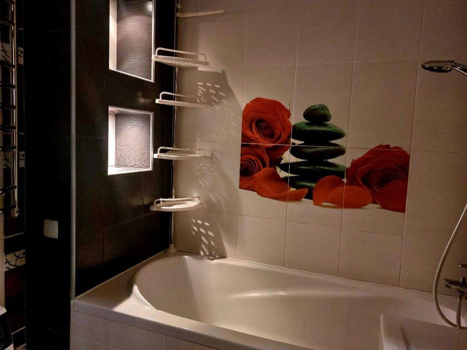 БЕЗ КОМІСІЇ! дуже велика 2 кімнатна квартира. ТОП локація