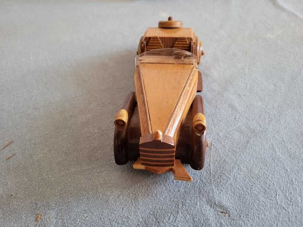 Carro em Madeira