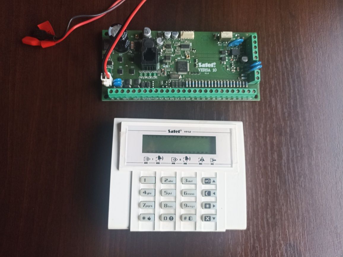 Alarm centrala Satel VERSA 10 manipulator komplet GWARANCJA