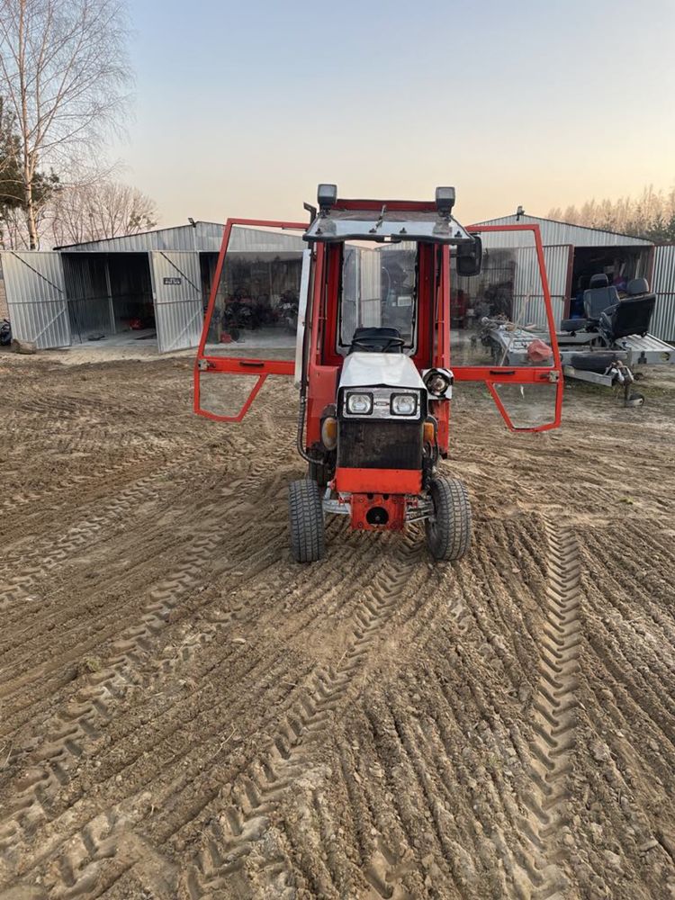 Traktorek Gutbrod 2400