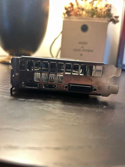 Placa gráfica GTX 1650 Super