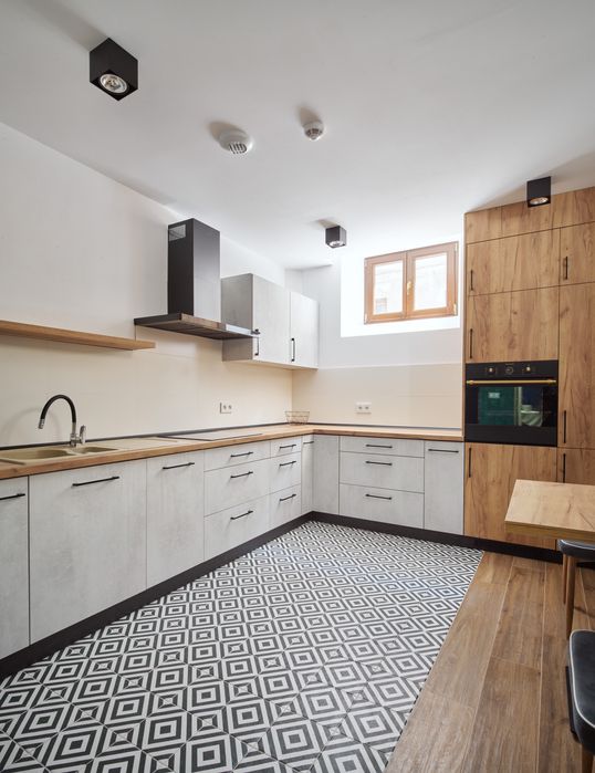 Sprzedam Kamienicę na zamojskiej starowce