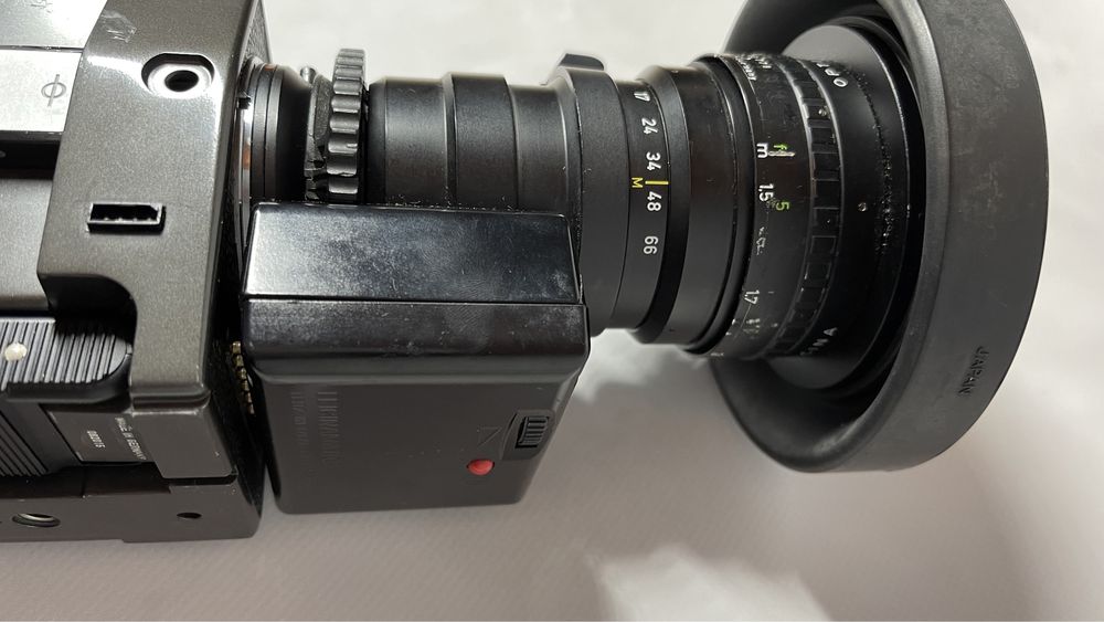 Вінтажна кінокамера Leicina Special