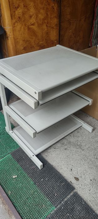 Modne metalowe  biurko wysuwane , pakowne, popiel gratis lampa