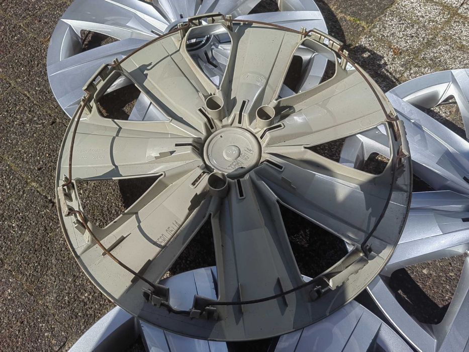 Kołpak VW 16" Org Komplet bardzo ładne Golf Passat Touran Caddy Sharan