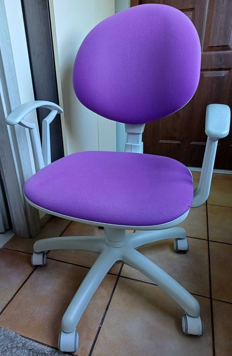 Krzesło do biurka nowy styl smart white gtp