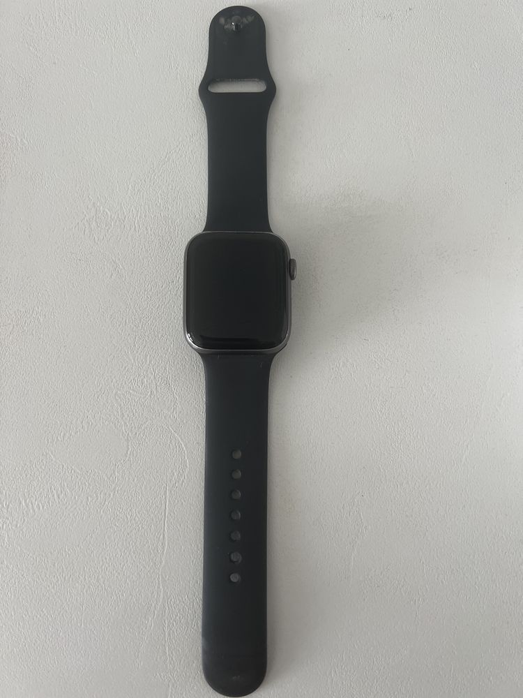 Apple watch series 5 44mm
