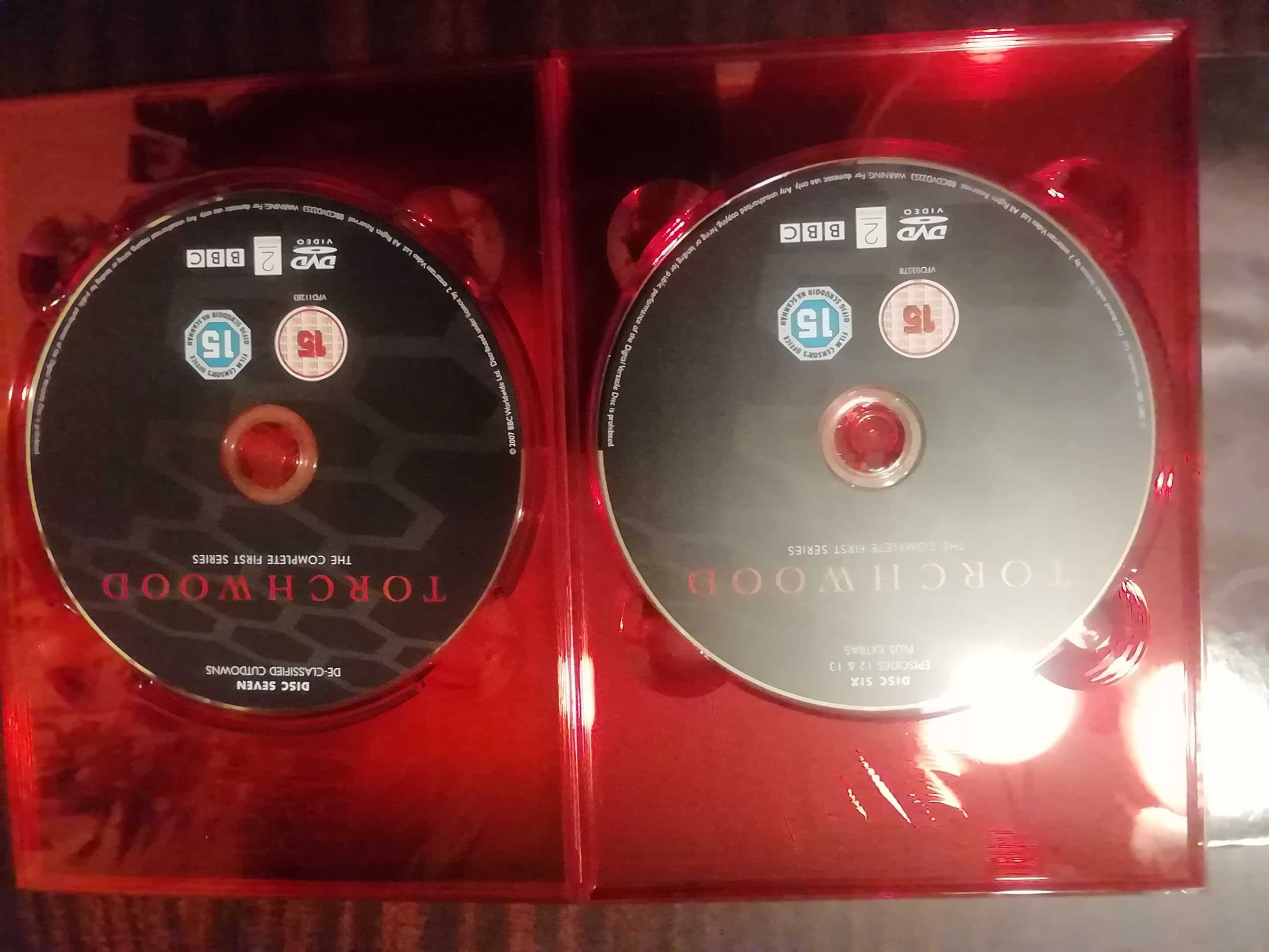 Torchwood, DVD, wersja angielska