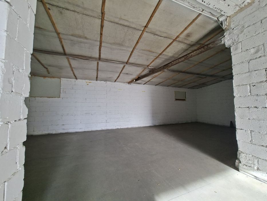 Wynajem magazynu 180 m ² / magazyn do wynajęcia 180m²