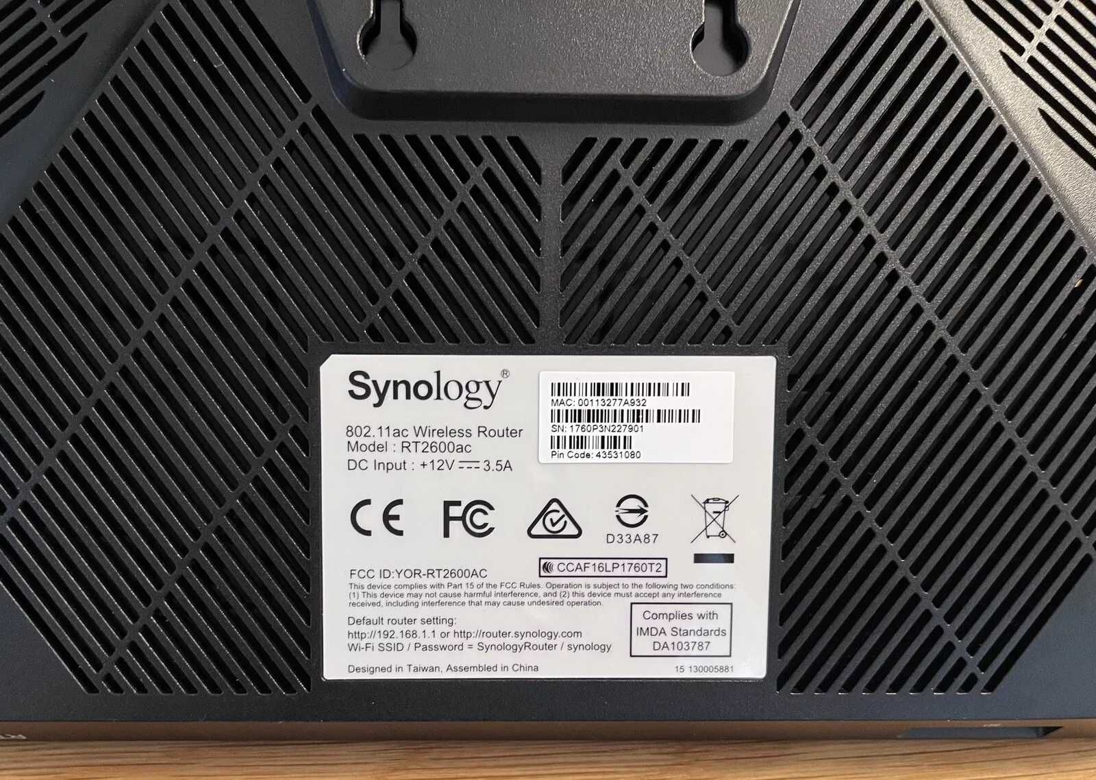 Router wi-fi SYNOLOGY RT2600AC  usado