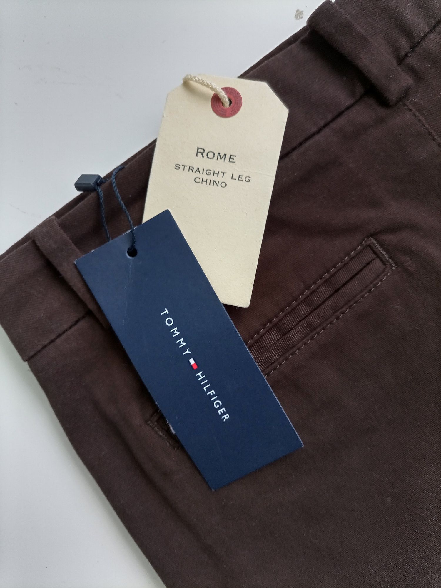 NOWE spodnie Tommy Hilfiger Rome Straight Leg Chino