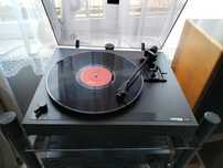 Gramofon Thorens TD 180