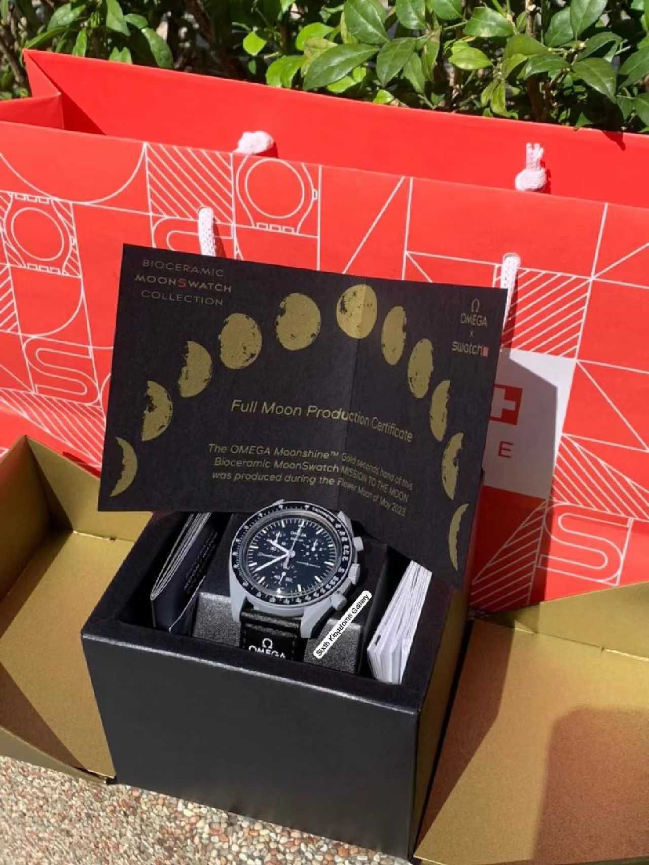 Swatch x Omega Bioceramic Moonswatch Mission To Moonphase Snoopy nowy