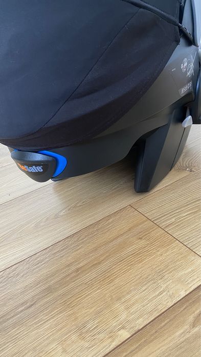 Nosidełko BeSafe Izi Go X1 z bazą na isofix i gratisem