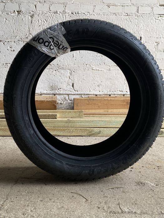 Opona Good Year Vector 48 seasons gen-3