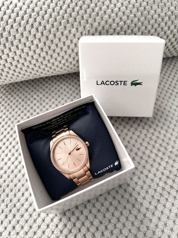 Годинник від Lacoste