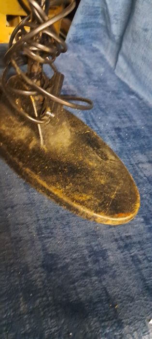 Lampka biurkowa metalowa