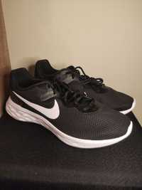 Nike Revolution 6 NN rozmiar 46