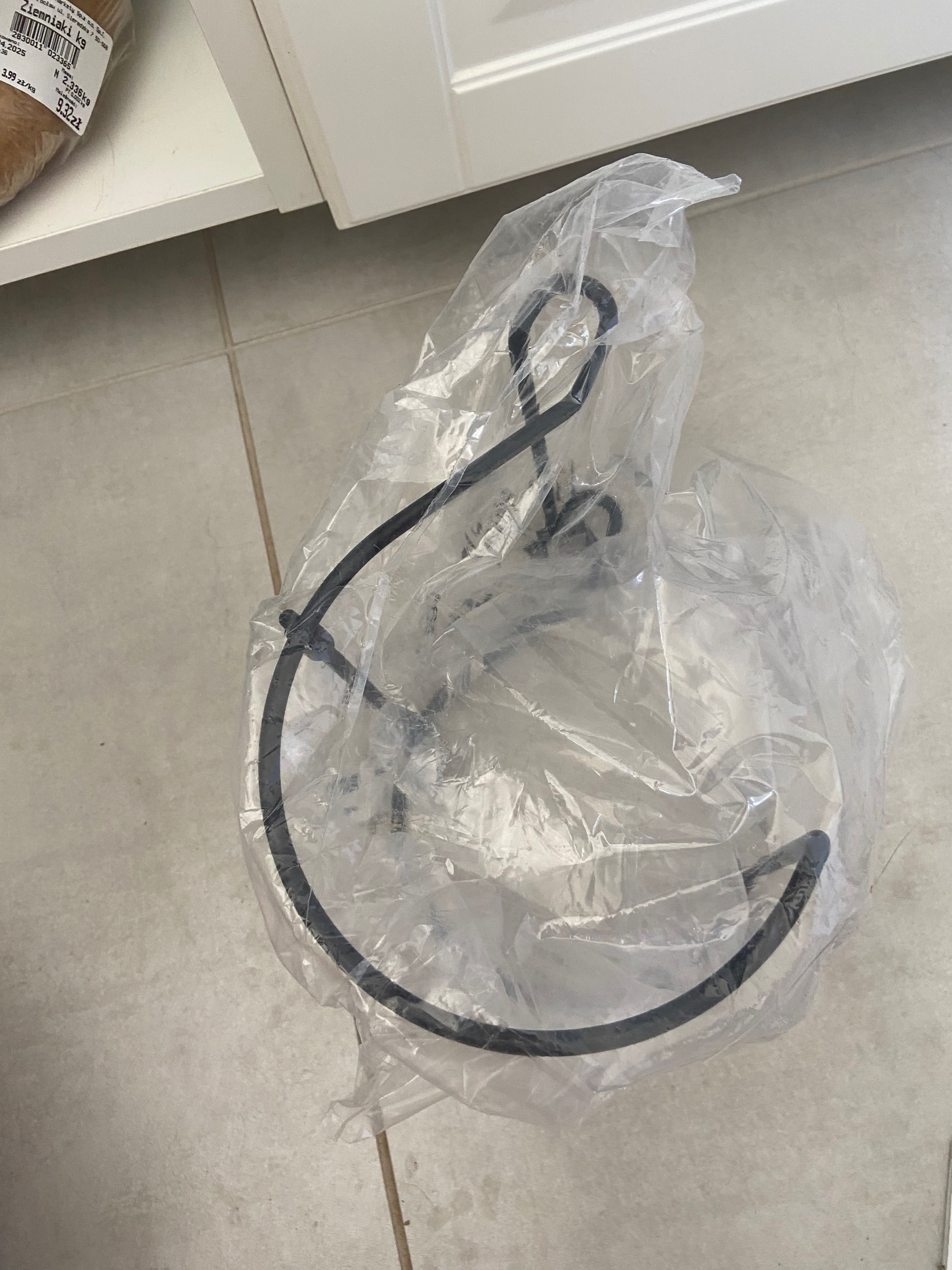 Kuchenny uchwyt na ręcznik papierowy Ikea