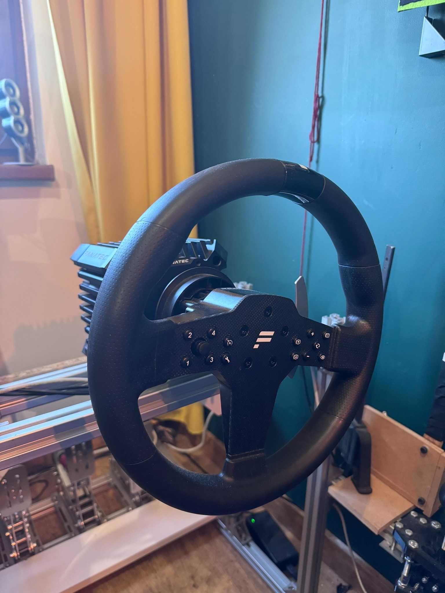 Baza Fanatec CSL DD 5nm QR2 + kierownica csl QR2