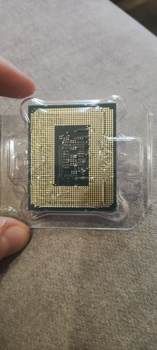 Новий процесор Intel Core i3-12100F / i5-14400F