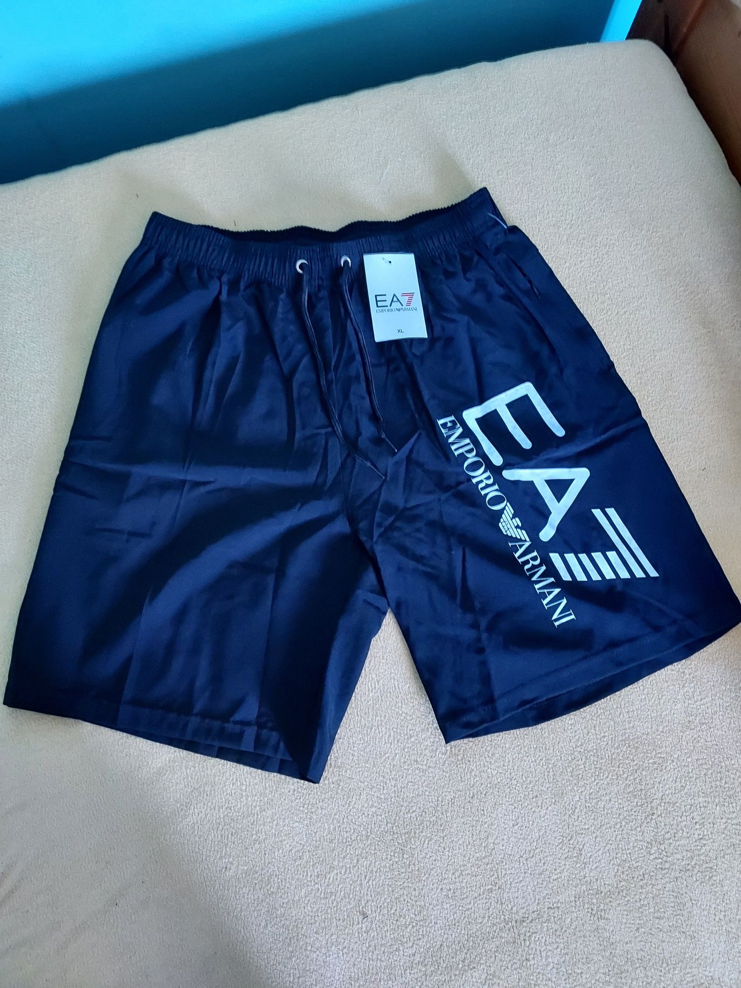 Spodenki. Armani EA7. Hugo Boss. M.L.XL. XXL.