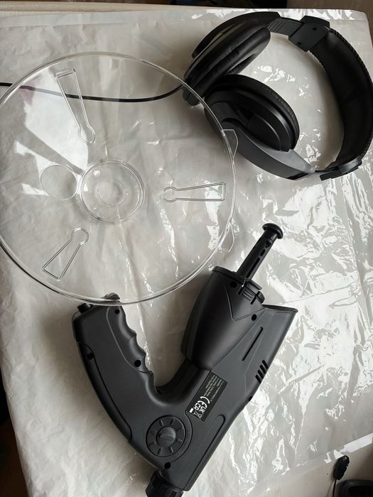 Мікрофон направленної дії для прослуховування птахів