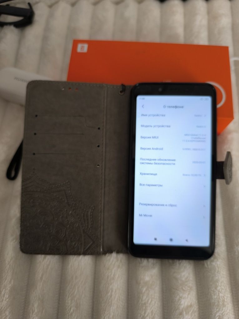 Телефон Redmi 6 Black 3/32 в ідеальному стані